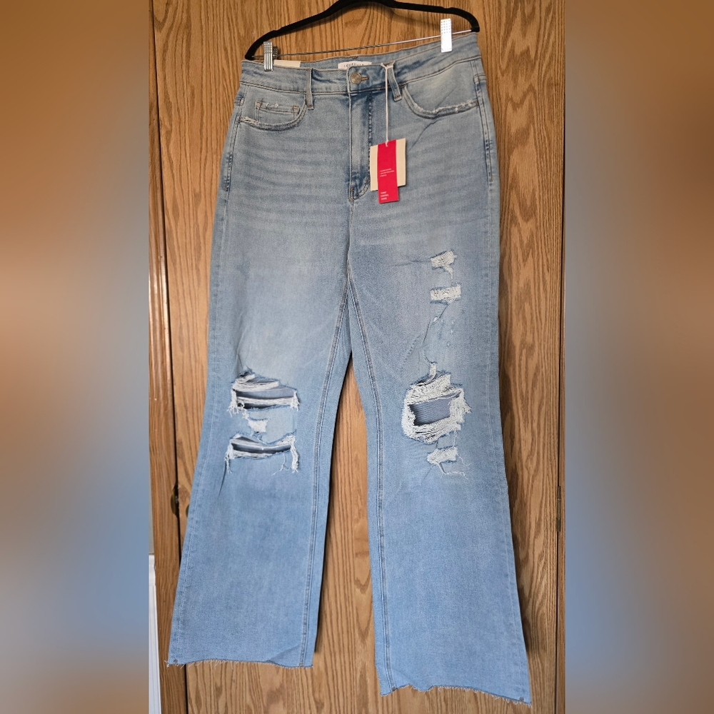 Distressed Light Blue Women Jeans